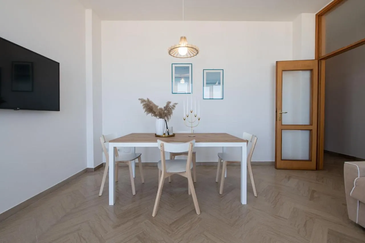 Ventodue Apartment Rimini Italy