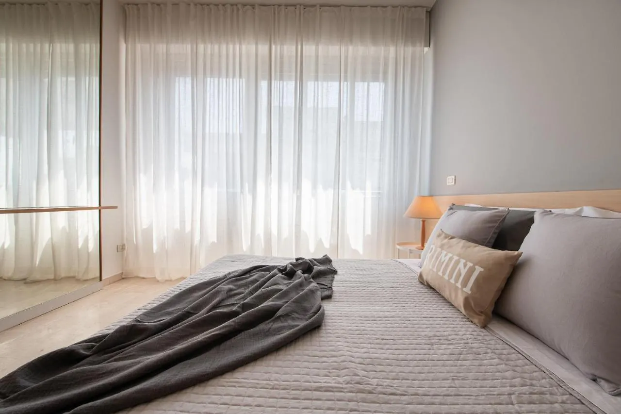 Ventodue Apartment Rimini 0*,